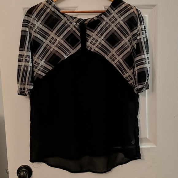 Easy flowy top - Picture 2 of 3